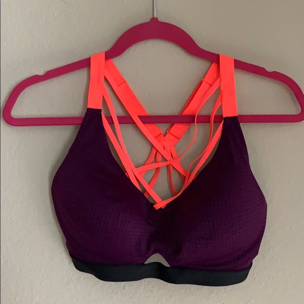 VS Sports Bra